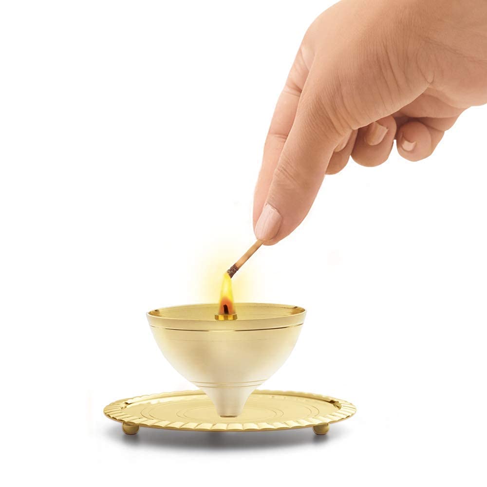 Quace Akhand Diya Decorative Brass & Glass Oil Lamp 5 Inch With Borosilicate Glass